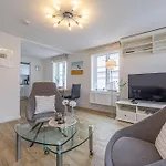 Apartamento Fewo1846 - Hugo Eckener - Komfortable Maisonette-wohnung Mit 2 Schlafzimmern Im Stadtzentrum