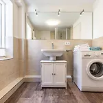 Apartamento Fewo1846 - Hugo Eckener - Komfortable Maisonette-wohnung Mit 2 Schlafzimmern Im Stadtzentrum Flensburgo