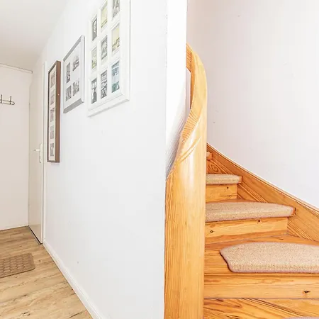 Lägenhet Fewo1846 - Hugo Eckener - Komfortable Maisonette-wohnung Mit 2 Schlafzimmern Im Stadtzentrum *